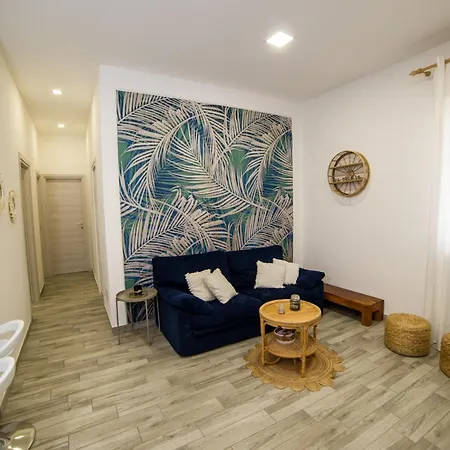 Apartment House Viscauno Nettuno